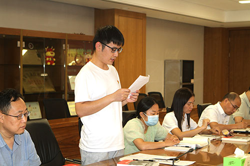 【匯聚青年力量 奮進(jìn)時代征程】創(chuàng)力集團(tuán)黨支部召開專題黨課暨預(yù)備黨員轉(zhuǎn)正黨員大會(圖2) 【匯聚青年力量 奮進(jìn)時代征程】創(chuàng)力集團(tuán)黨支部召開專題黨課暨預(yù)備黨員轉(zhuǎn)正黨員大會(圖2)