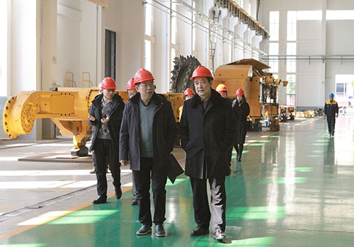 中國(guó)煤機(jī)協(xié)會(huì)領(lǐng)導(dǎo)蒞臨創(chuàng)力集團(tuán)調(diào)研指導(dǎo)(圖3)