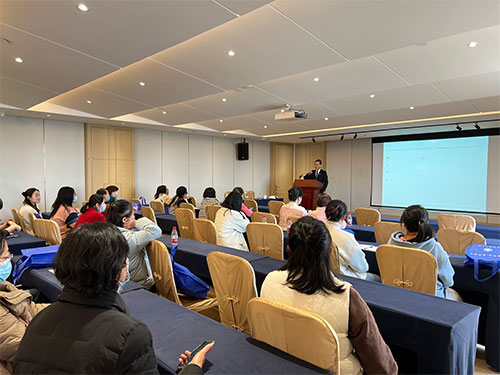 “呵護(hù)她健康” 創(chuàng)力集團(tuán)舉辦女性健康知識(shí)講座(圖1) “呵護(hù)她健康” 創(chuàng)力集團(tuán)舉辦女性健康知識(shí)講座(圖1)