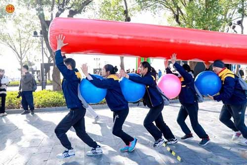 2023年青浦職工嘉年華活動圓滿結(jié)束  上海創(chuàng)力集團(tuán)職工代表隊(duì)榮獲團(tuán)體優(yōu)勝獎(圖2)